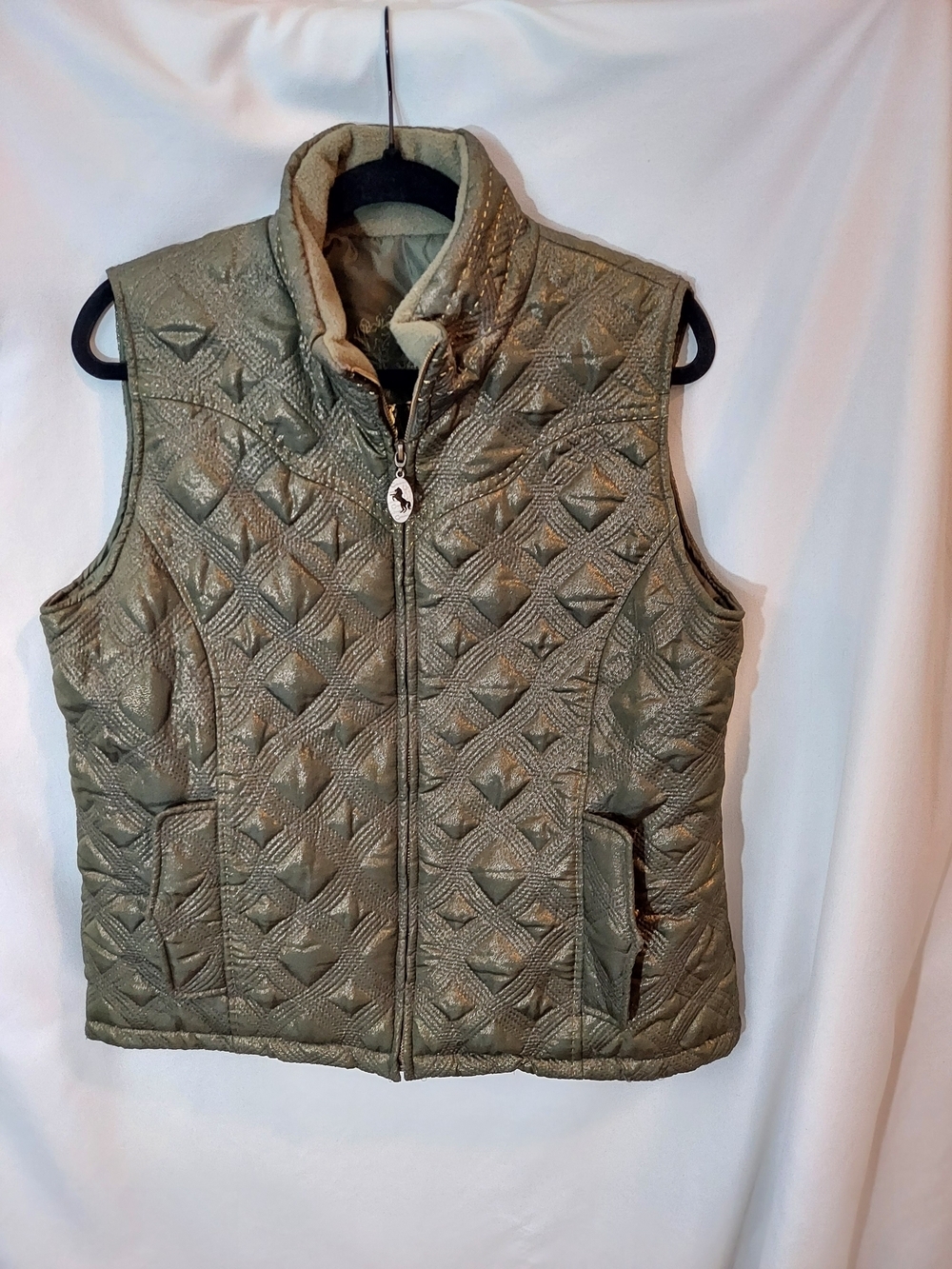 Cowgirl Up Gold Shimmer Green Quilted Diamond Puffer Vest Size L